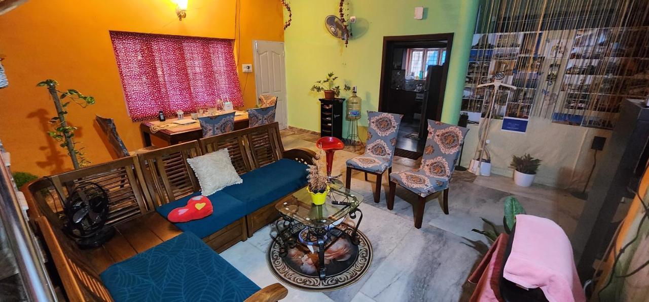 Jj'S White House Hotell Thrissur Eksteriør bilde